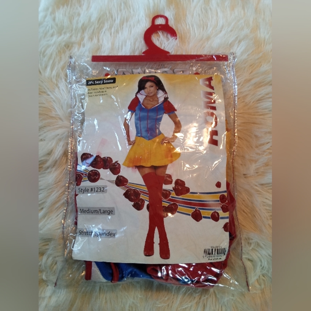 Snow white costume